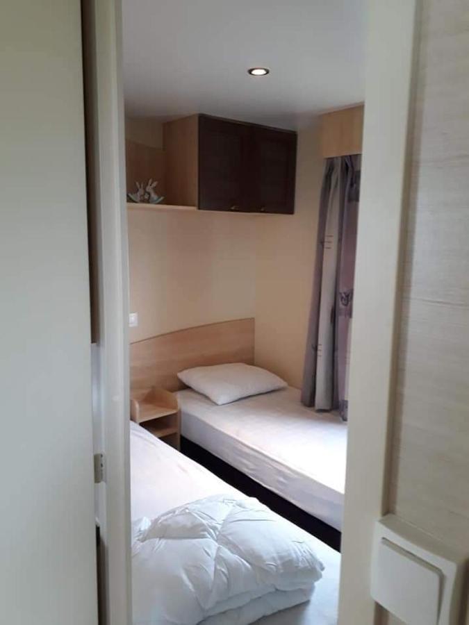 Stacaravan 4Pers In Bredene Met Eigen Tuintje 2449 Exterior foto