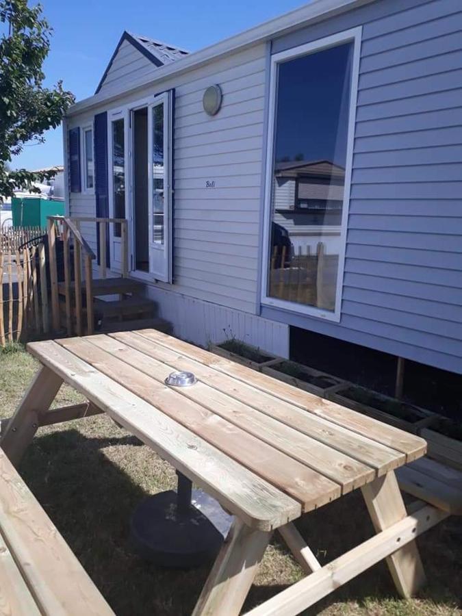 Stacaravan 4Pers In Bredene Met Eigen Tuintje 2449 Exterior foto